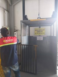 jasa service cargo lift