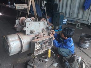 jasa service hoist crane surabaya