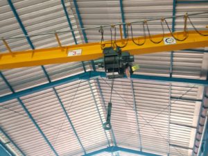 peningkatan efisiensi kerja hoist crane